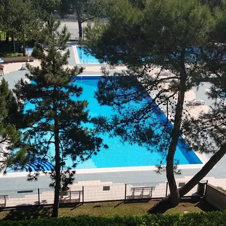 Apartamento Homely In With Pools - Beahost *